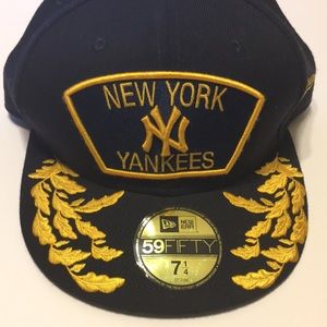 NE New York Yankee MLB Hat 7 1/4